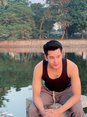 T.Khánh